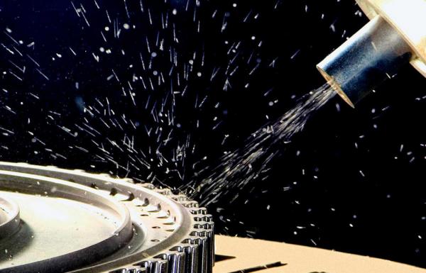 استفاده از پودر شیشه در سندبلاست ورسوبزدایی